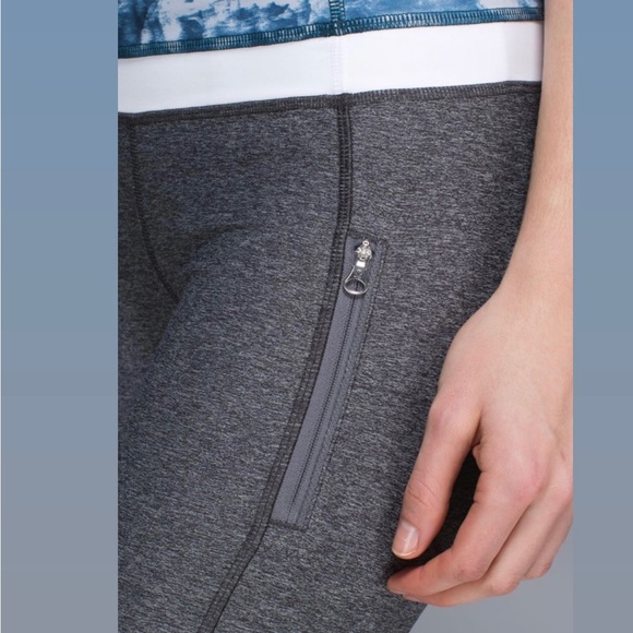 Lululemon Inspire Tight II (Mesh) - Picture 2 of 9